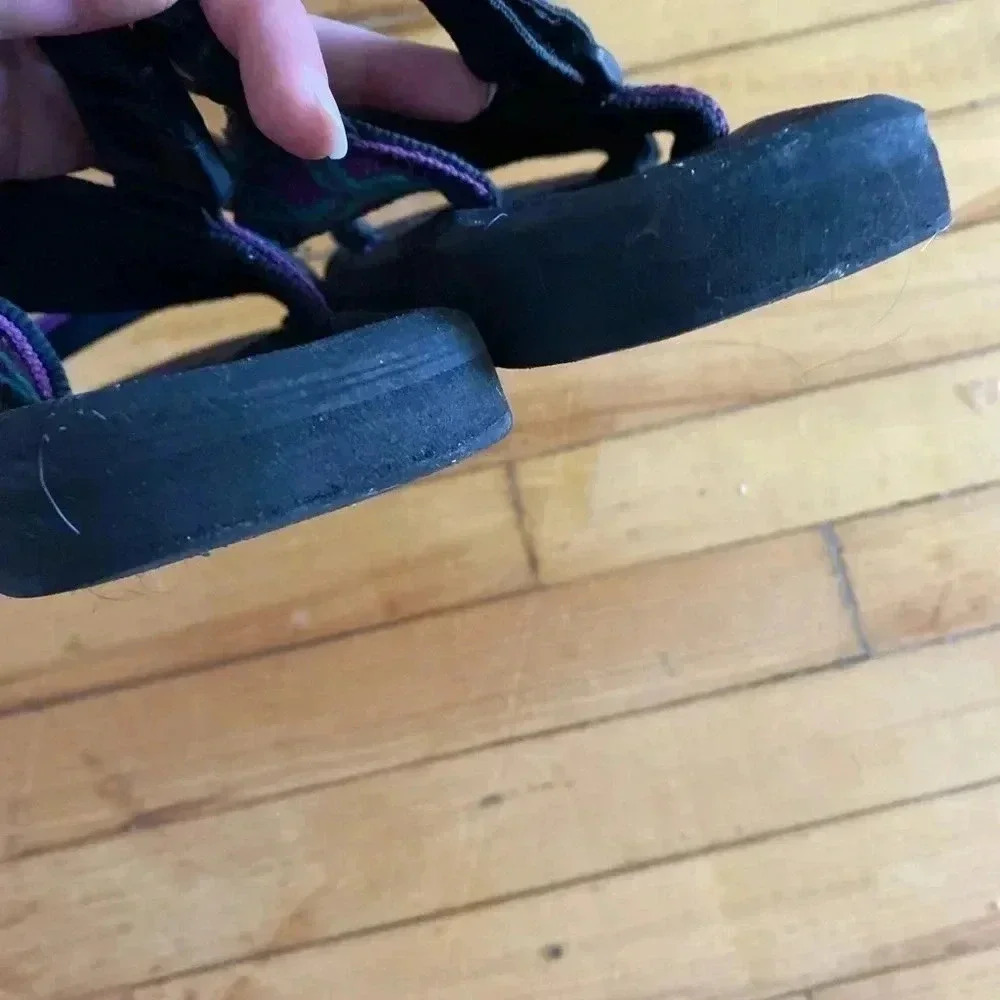 Reef sandals - Picture 3 of 6